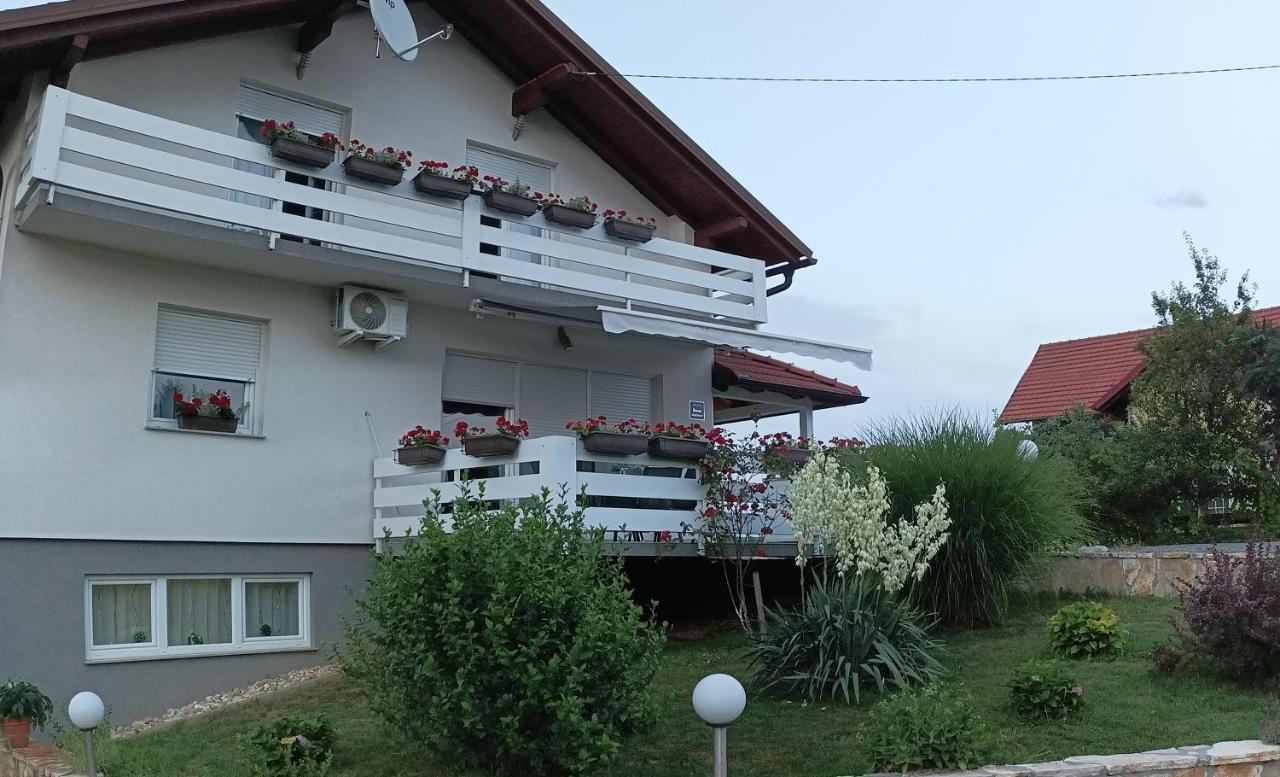 M&S&N Apartman Grabovac  Kültér fotó
